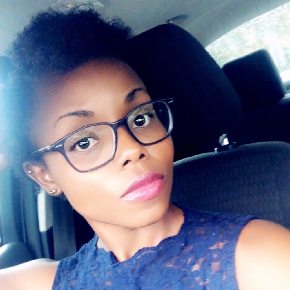 Meet your Posher, Tonya